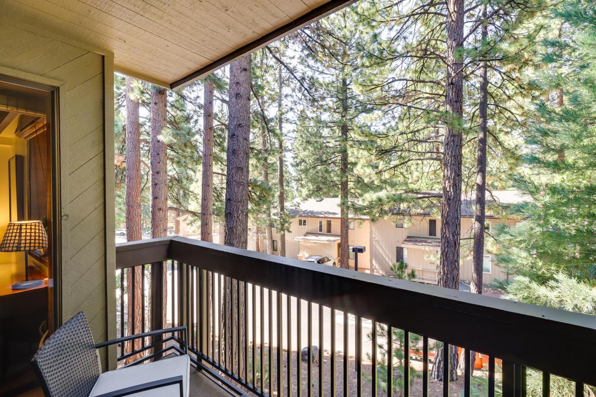Incline Village Condo With Balcony 1 Mi To Trail! Exterior photo